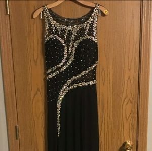 Tiffany designs gown